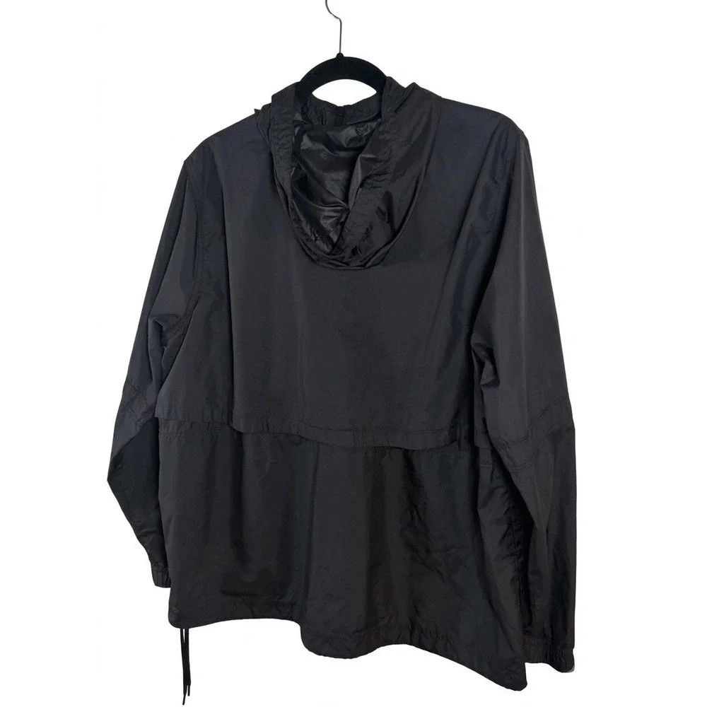 Nike Sportswear Women's Essential Woven Jacket Black Plus Size 1X